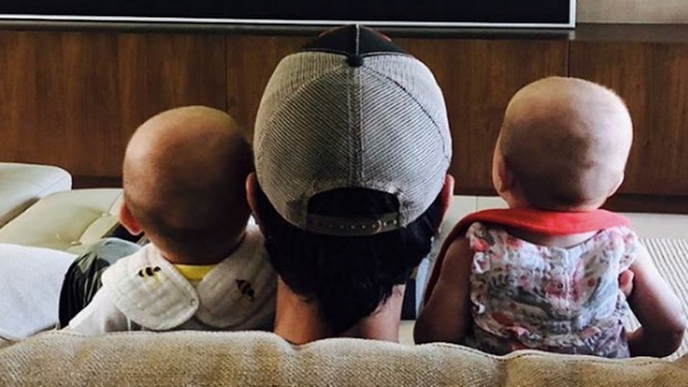 Iglesias s dvojičkami