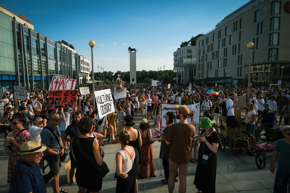 protesty pred snd (13)