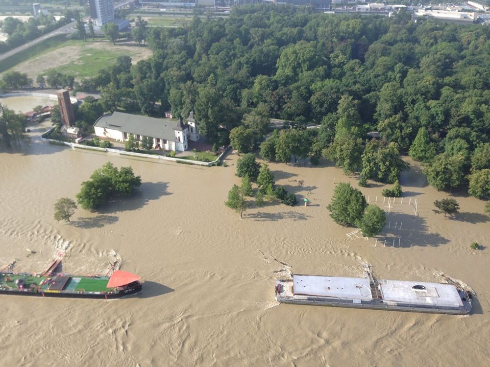 Hasiči zverejnili zábery najväčších zásahov na západnom Slovensku