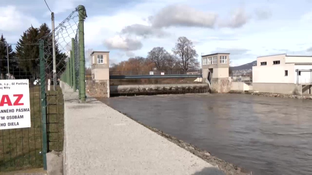 [multi] KN Utopena zena 21139