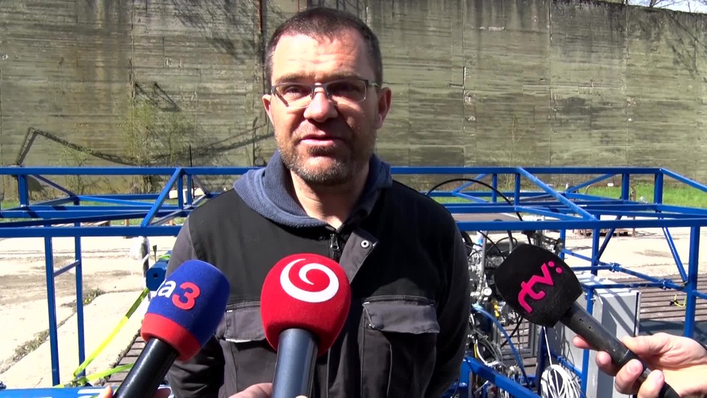 [multi] Frndzalica pre rakety 364