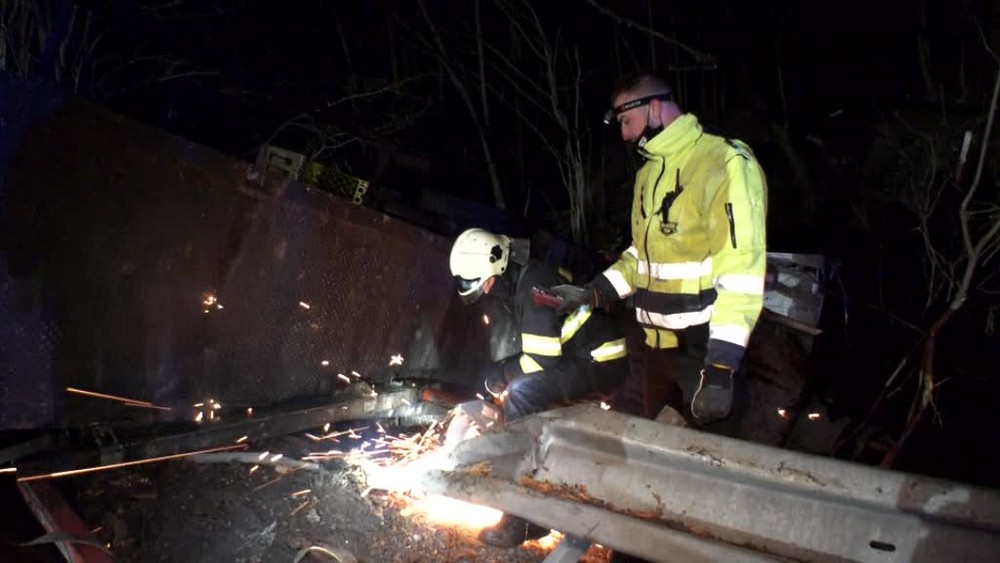 [multi] prevrateny kamion 507