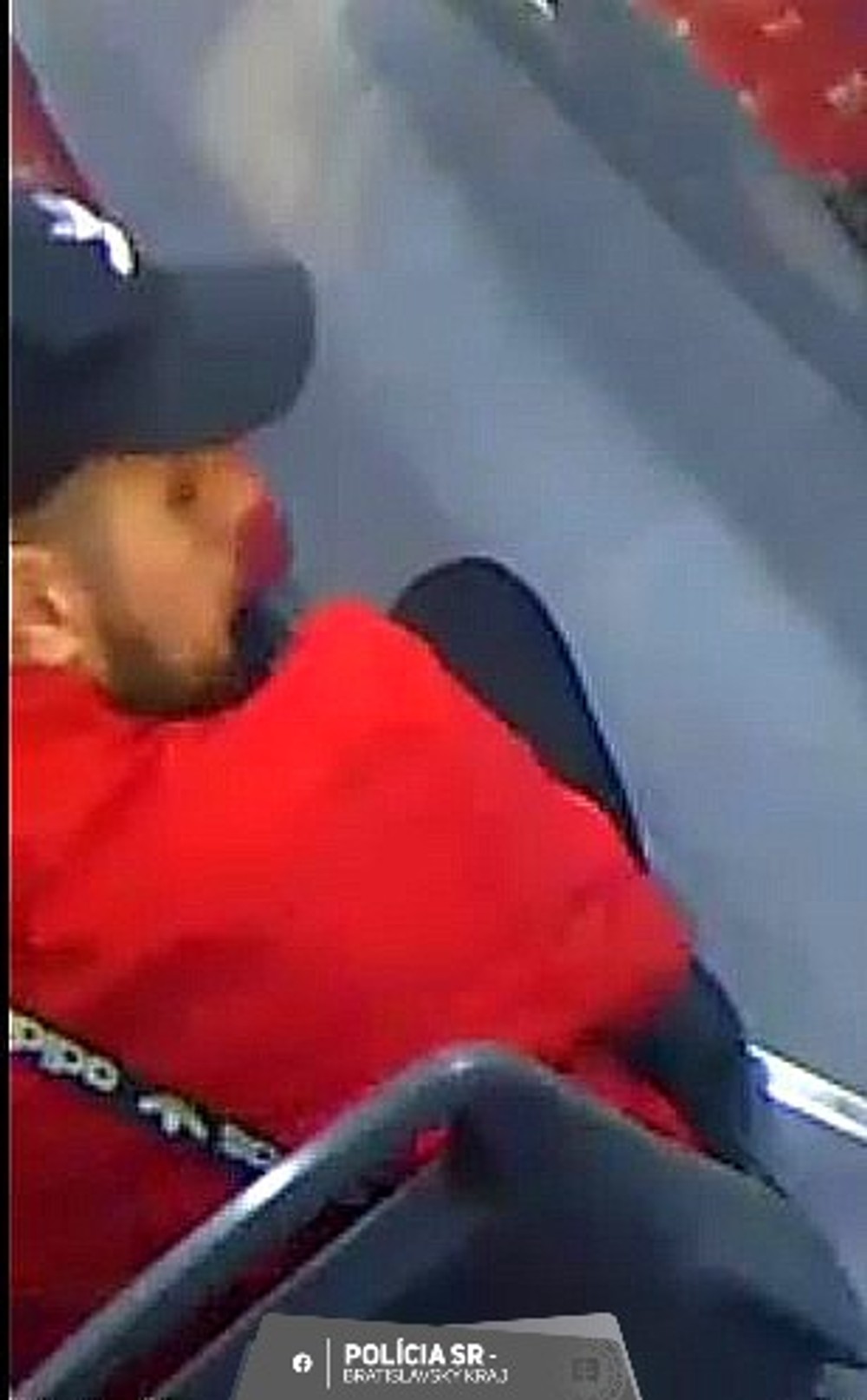 Neznámy muž obťažoval ženu na ulici (2)