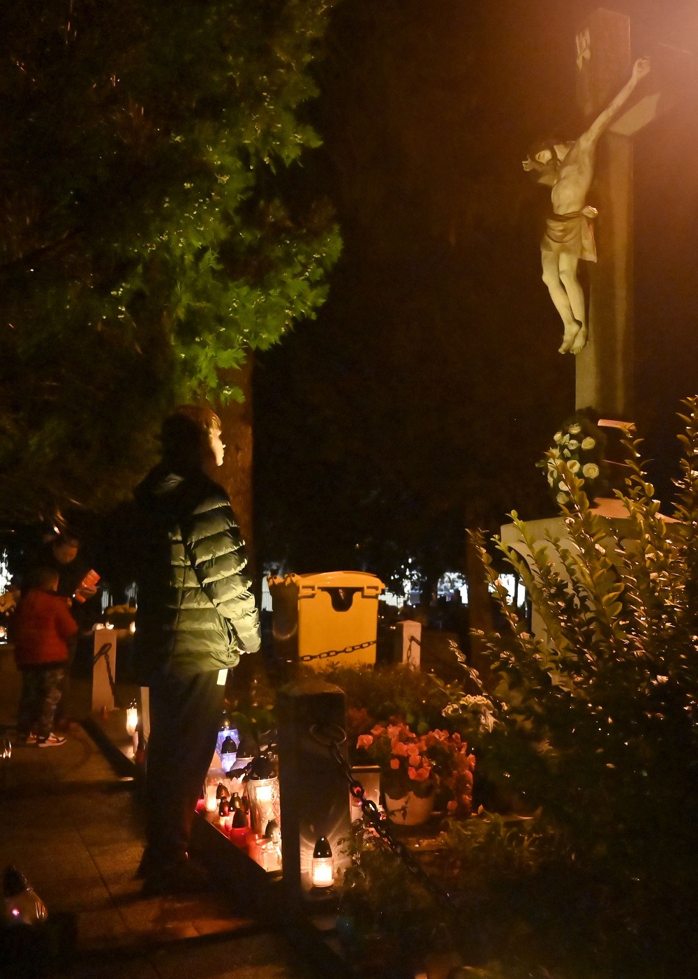 Trebišov, cintorín, dušičky