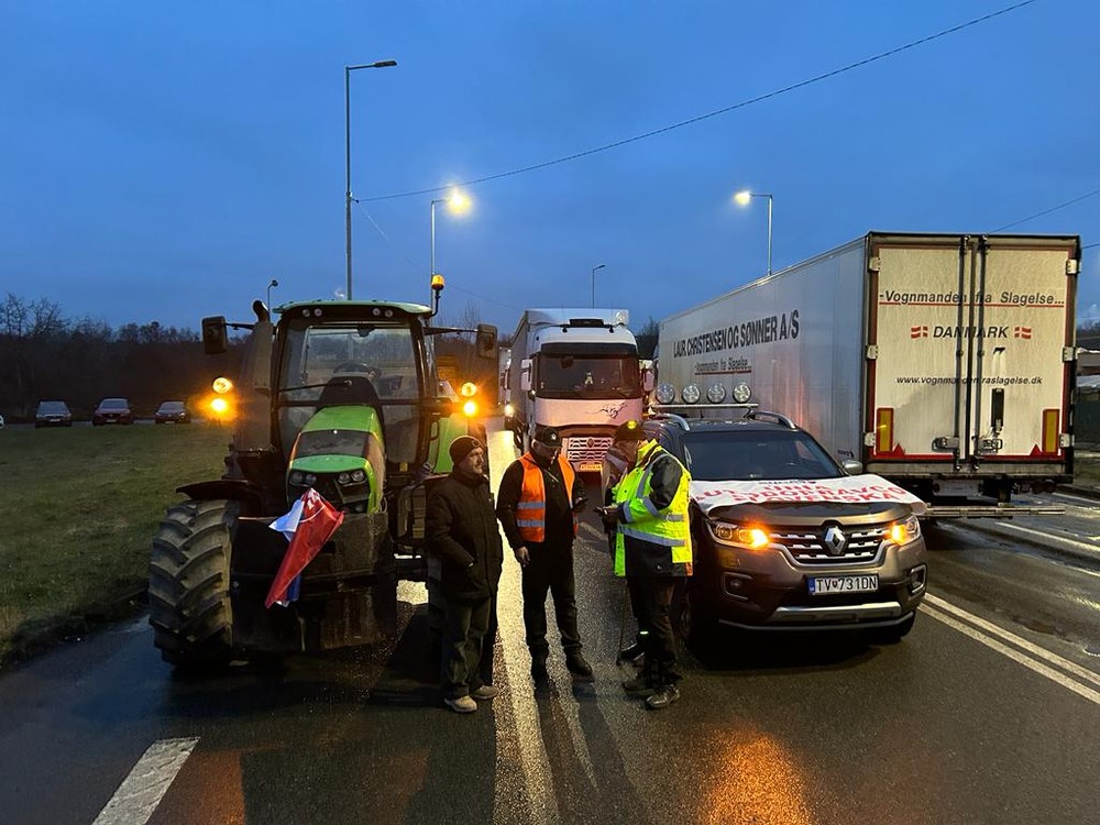 vysne nemecke strajk kamiony kolony hranicny priechod (1)