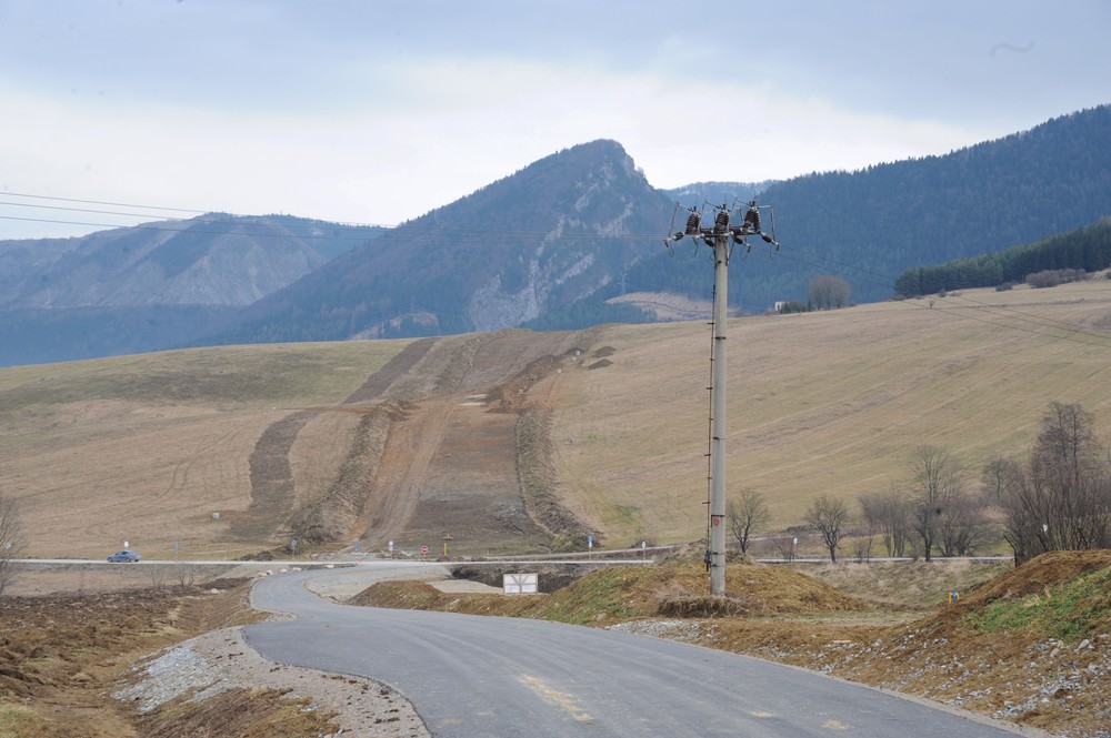 Visnove prace zastavene40161181