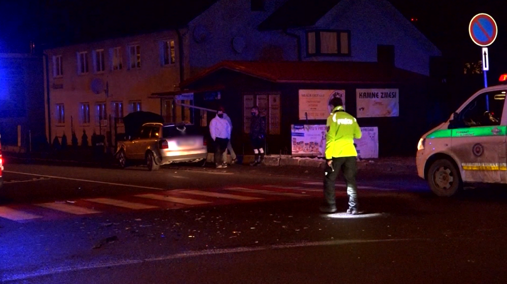 Pri dopravnej nehode v Poprade sa zranila tehotná žena, vodič nedal prednosť v jazde 