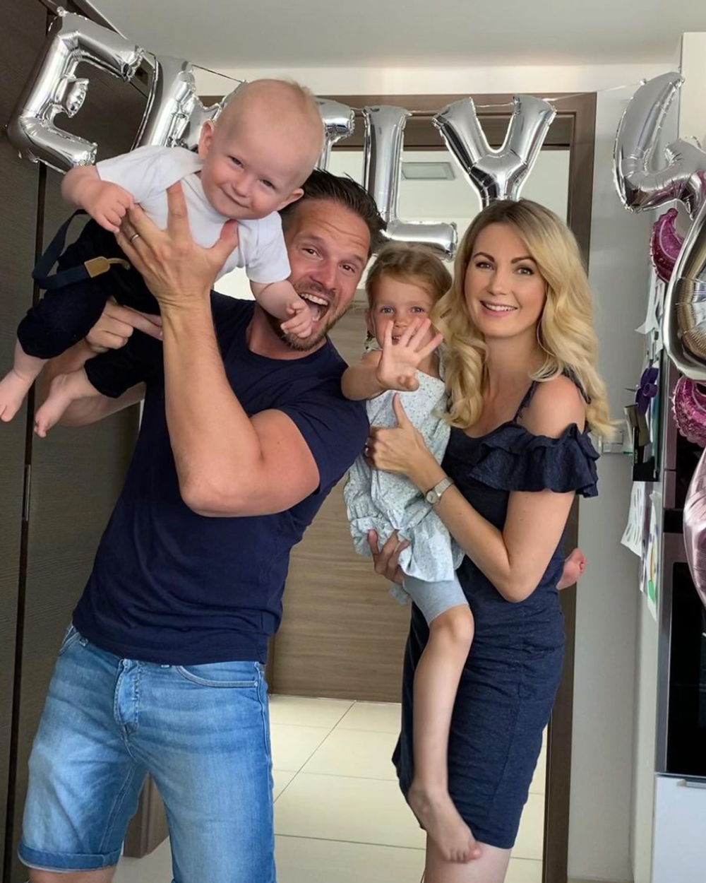 Sandra Pospíšilová s rodinou