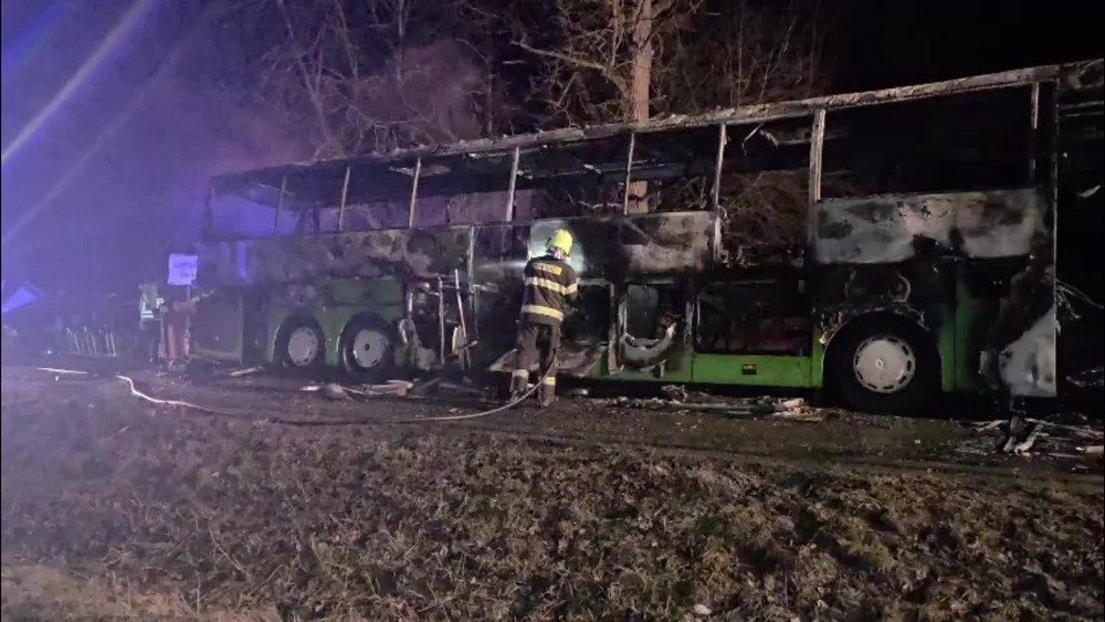 [multi] nehoda autobus kamion  19