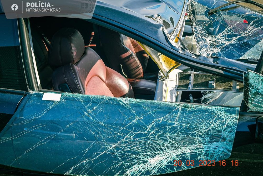 Dopravná nehoda na R1 (3)