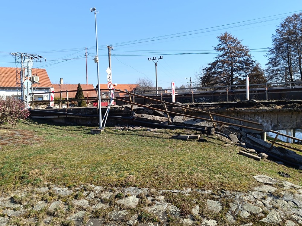 Zrútené zábradlie