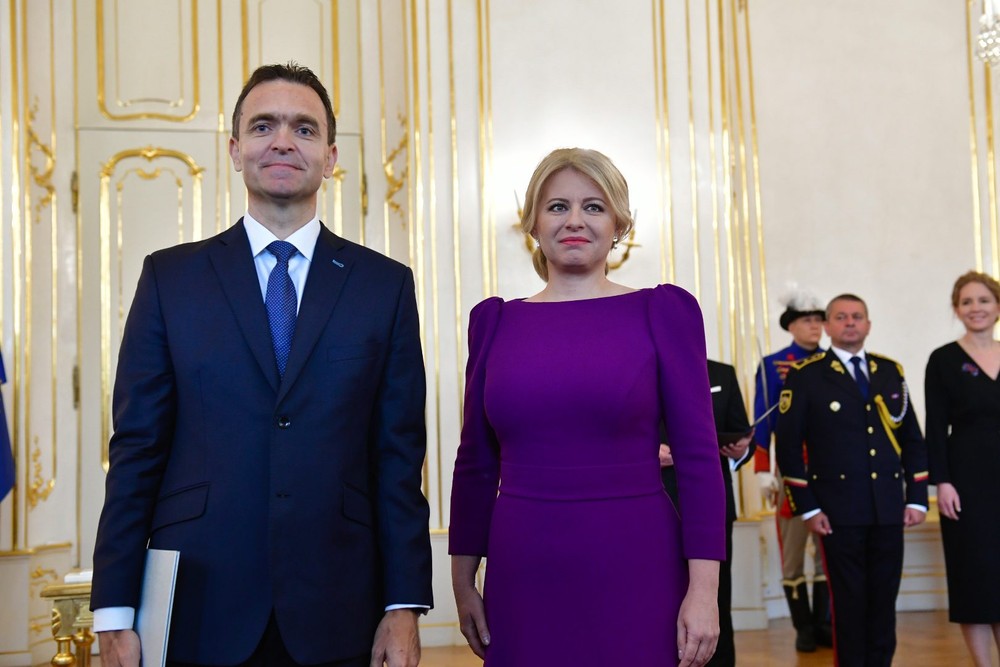 Prezidentka vymenovala vládu odborníkov