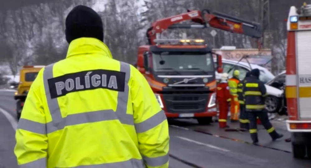 Dopravná nehoda na hlavnom ťahu do Poľska