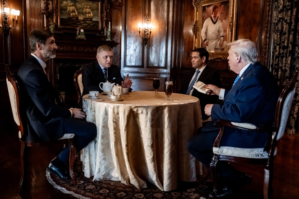 Donald Trump a Robert Fico stretnutie 5