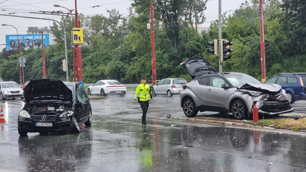 dopravná nehoda Bratislava 01082023 (1)