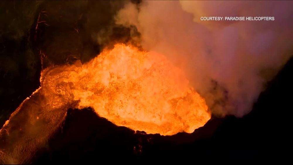 Láva zasiahla na Havaji turistickú loď, zranila 23 ľudí7207