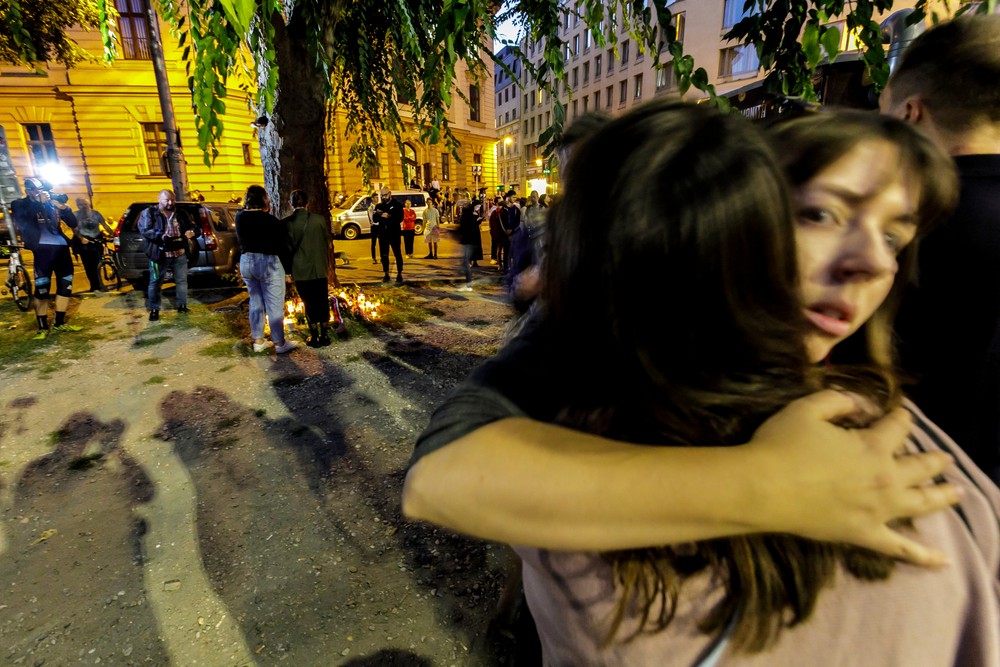 pamiatka obetí nehody na Zochovej (5)