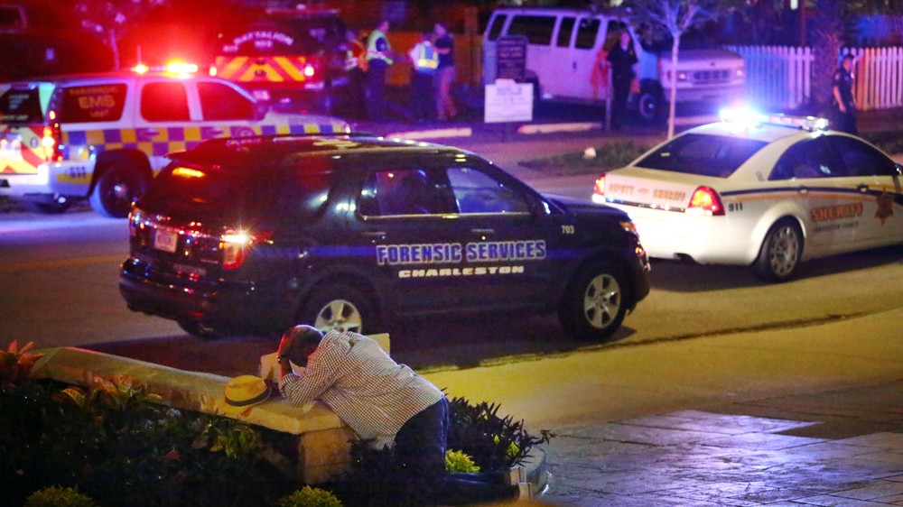 Charleston, streľba v kostole