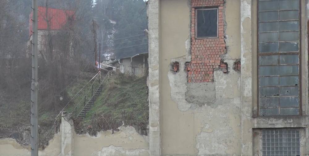 Handlova buranie pamiatky5