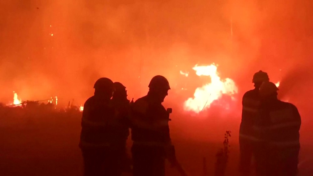 [multi] poziar ceske svajciarsko. 2712