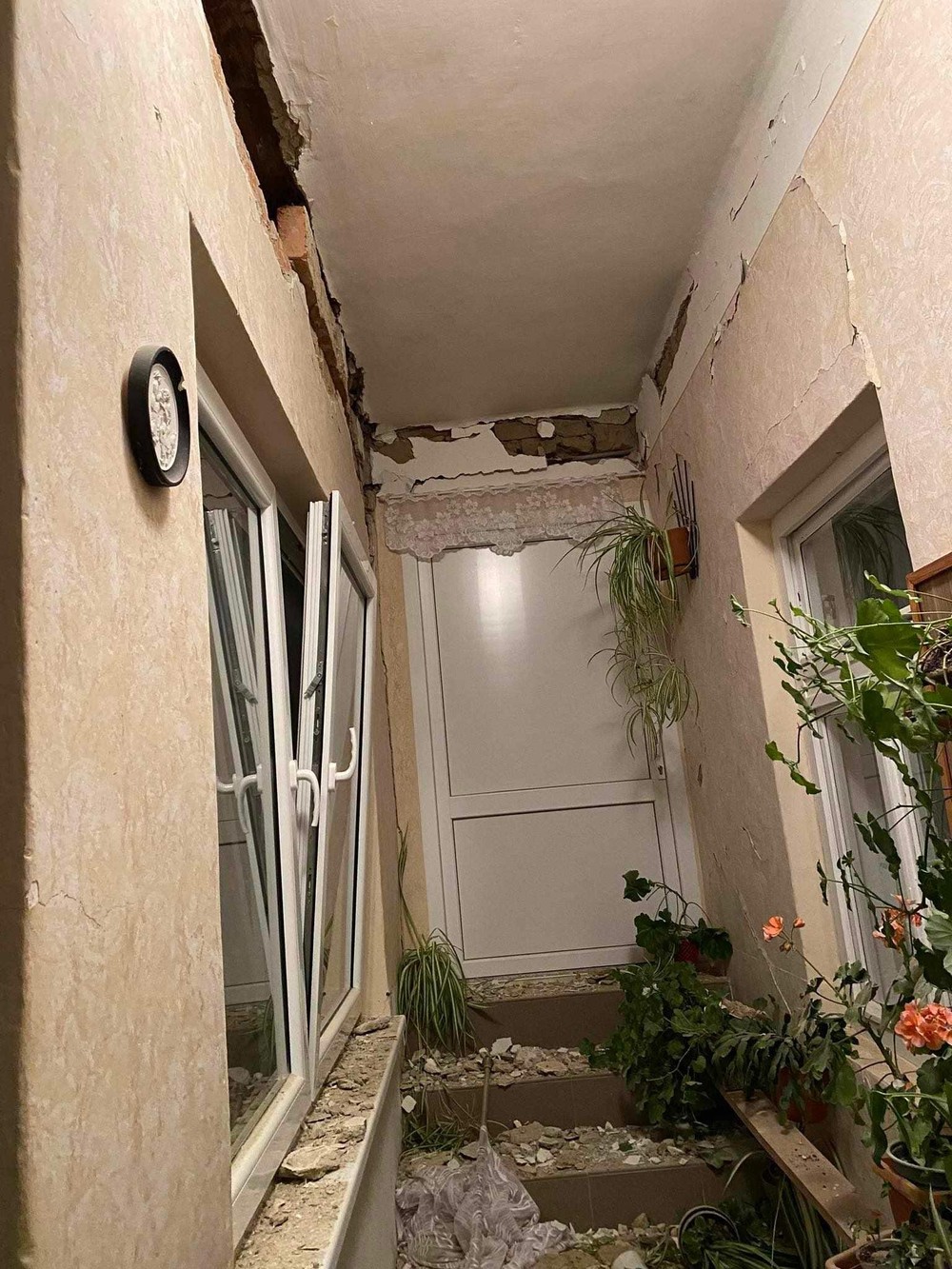 zemetrasenie Baškovce pri Humennom (4)