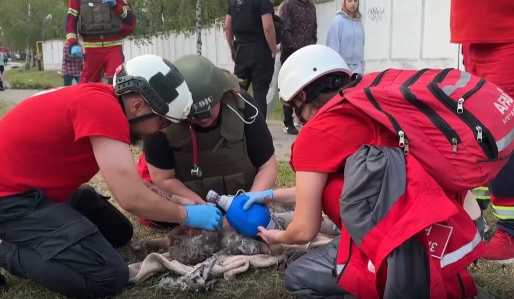 Dievčatku už po útoku rakety nedokázali pomôcť