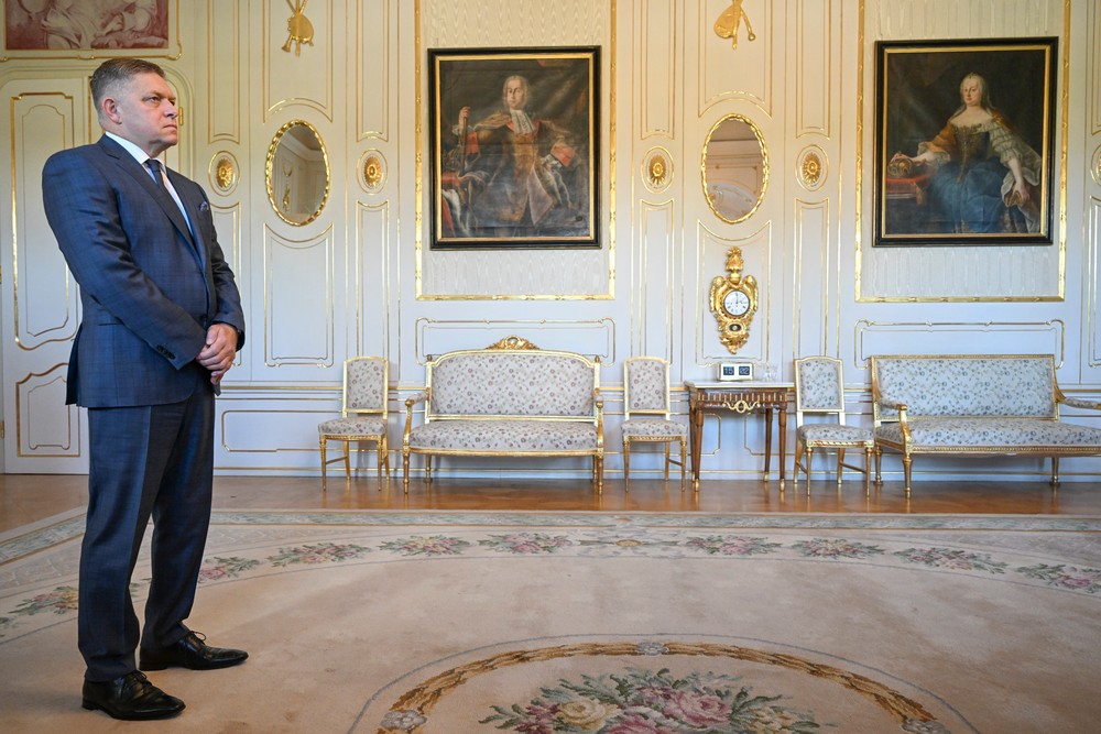 voľbynrsr23 prezidentka Zuzana Čaputová vláda poverenie Robert Fico prijatie (10)