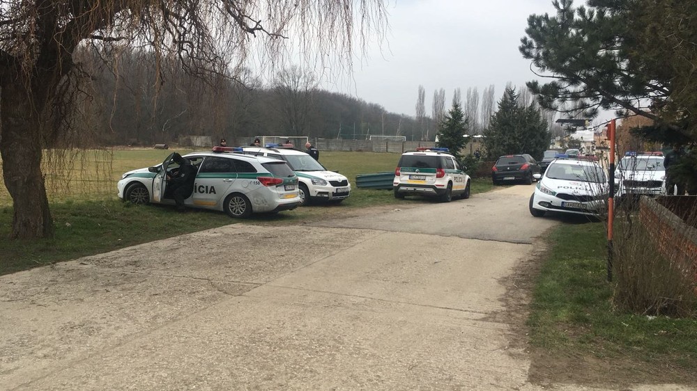 Polícia vo Veľkej Mači 