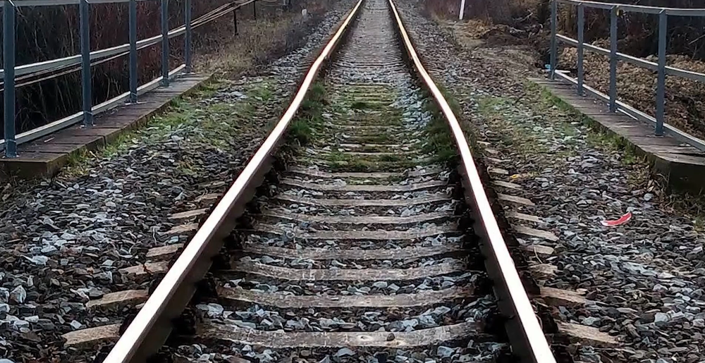 pokrivené kolajnice 