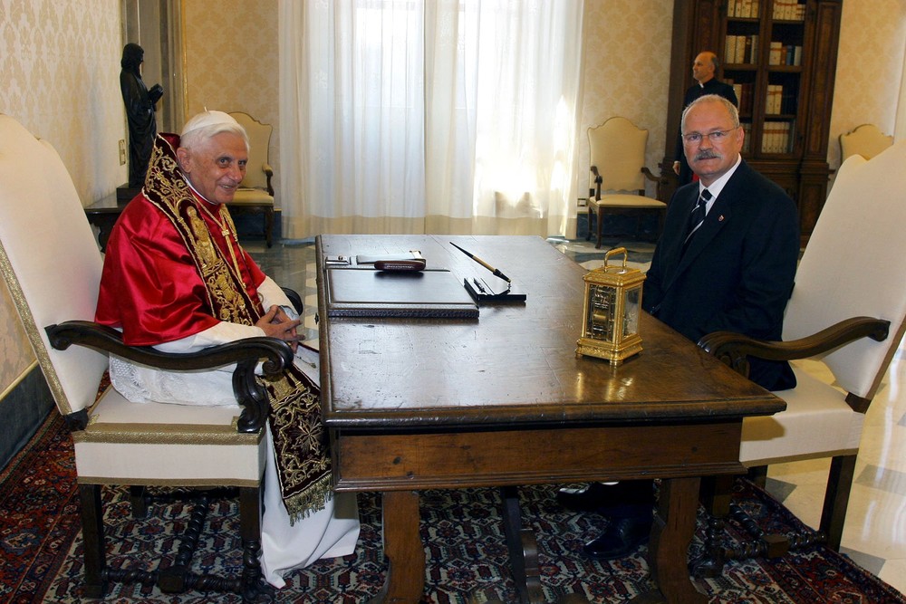 Pápež Benedikt XVI