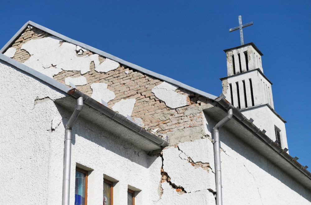 nižná sitnica zemetrasenie škody (2)