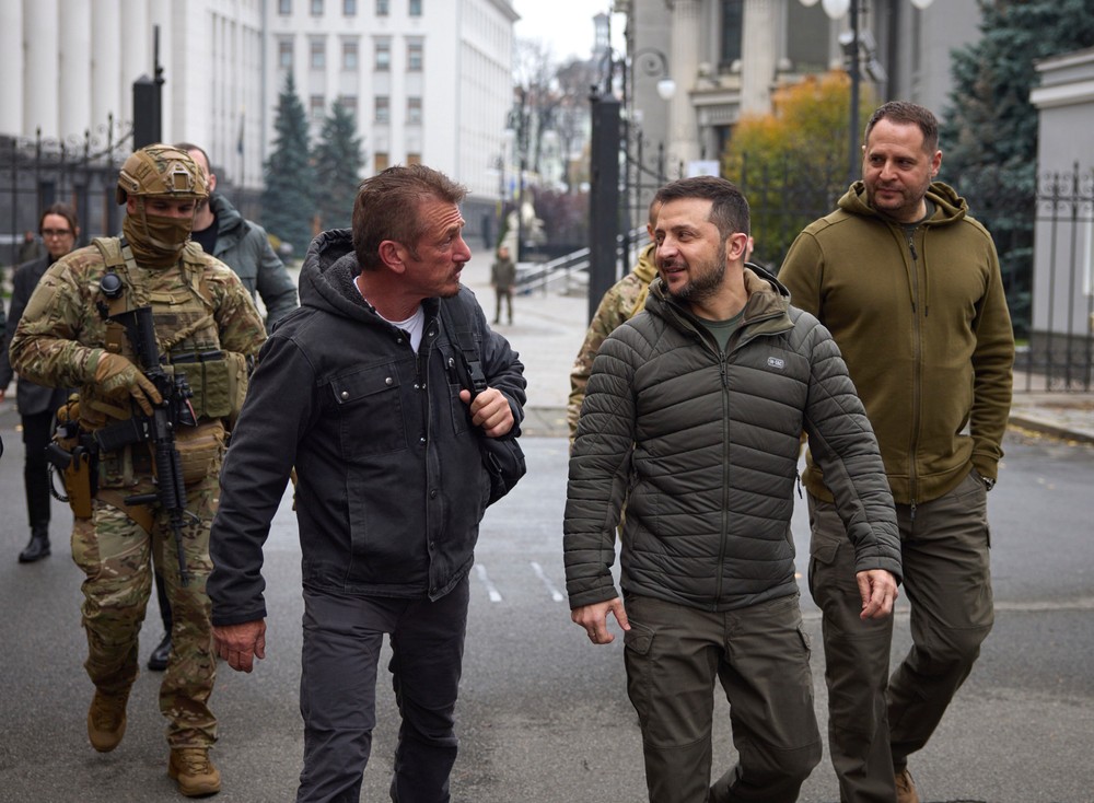 Penn dal Zelenskému Oscara