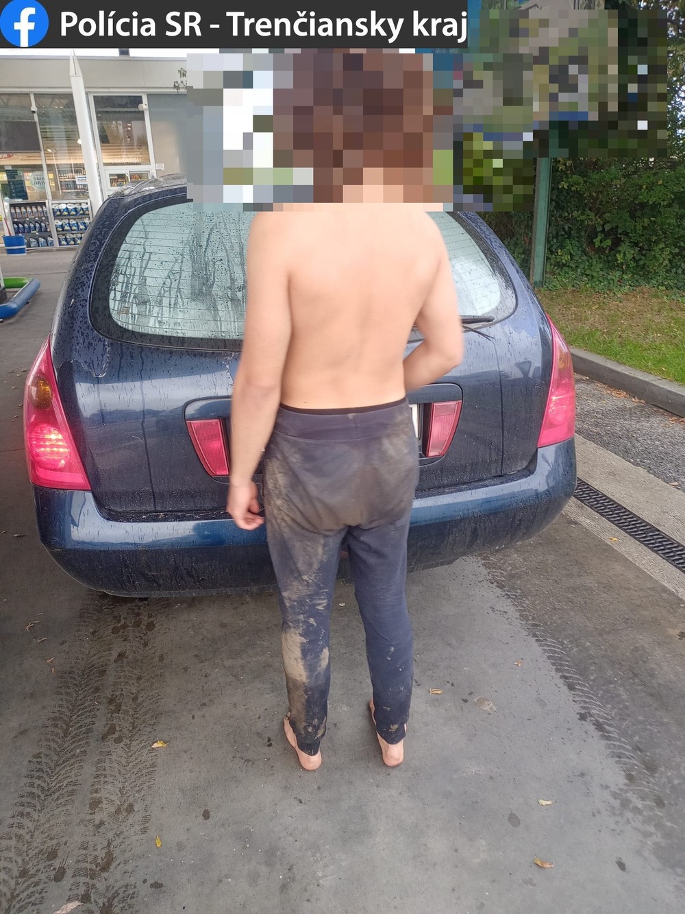 Nadrogovaný vodič tancoval v lese