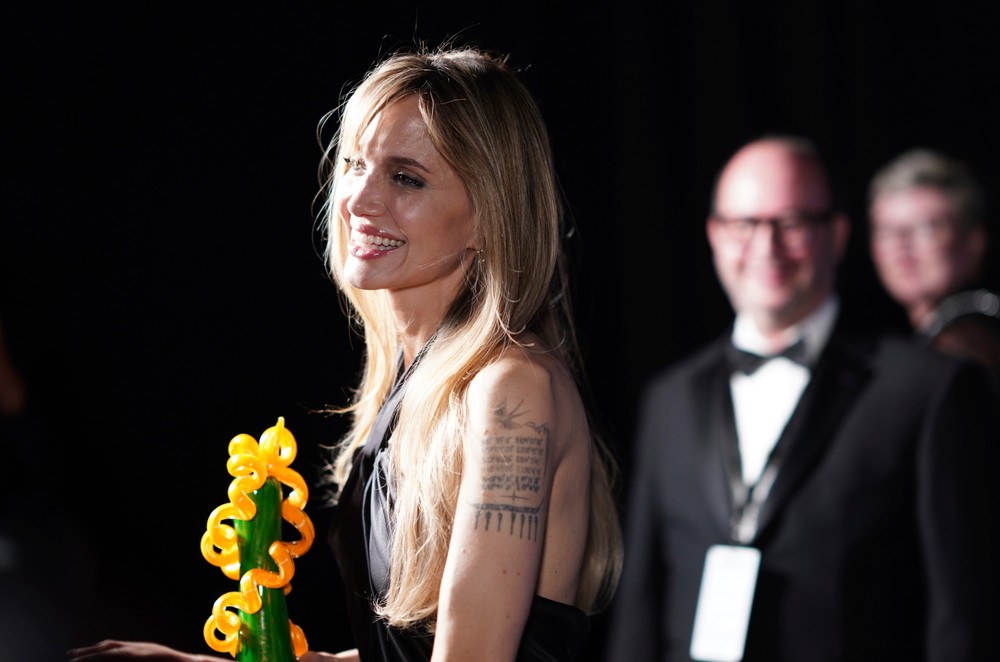 36th_Annual_Palm_Springs_International_Film_Festival_Awards_Gala_-_Press_Room_25078