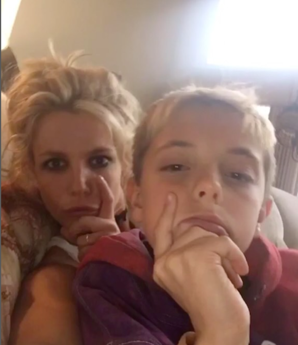 Britney Spears so synmi