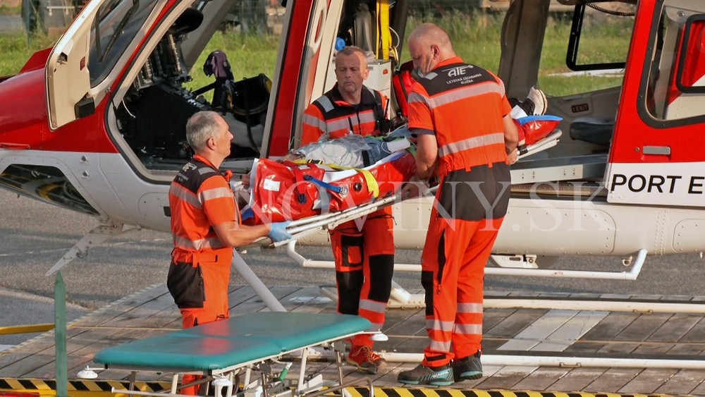 Nehoda na Čertovici: Muž na skútri zrazil medveďa