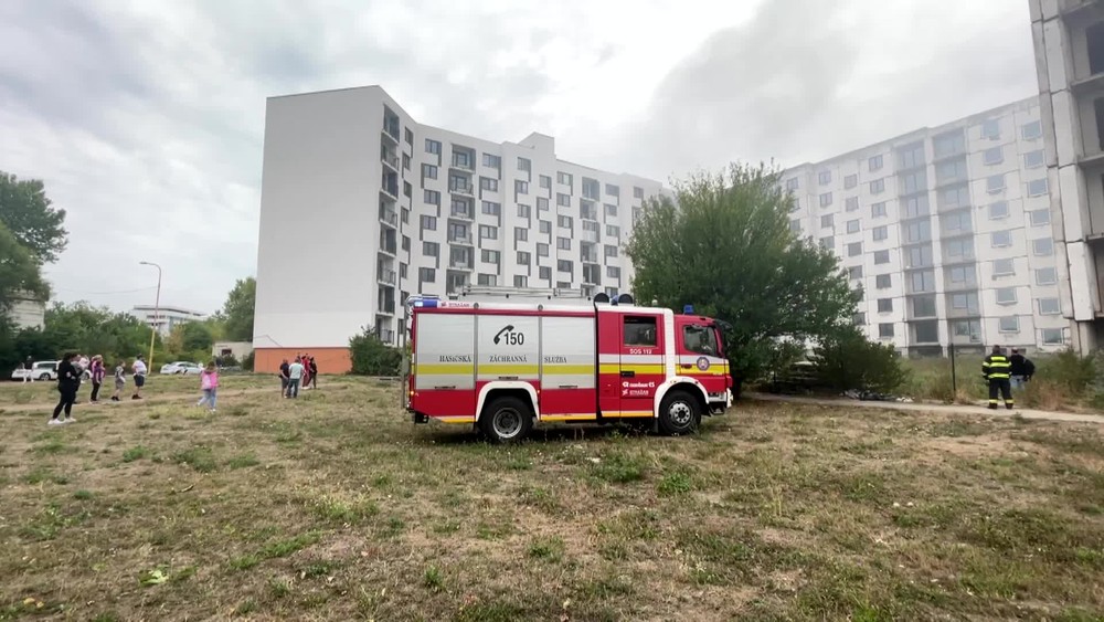 [multi] Poziar na sidlisku 13479