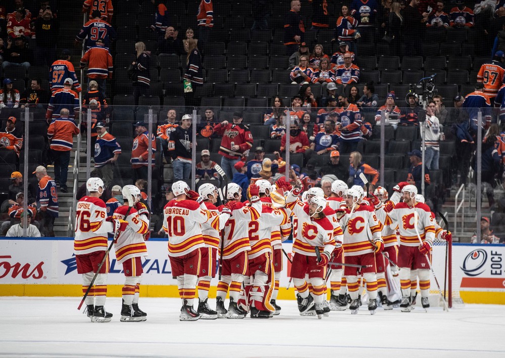 Flames_Oilers_Hockey797552080117