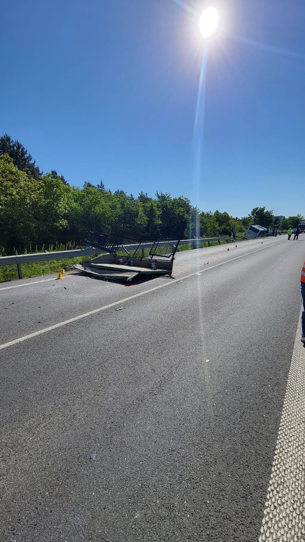 Nehoda autobusu a kamióna