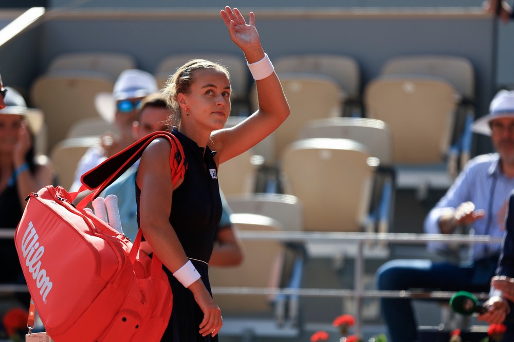 Tenistka Anna Karolína Schmiedlová vypadla z French Open v osemfinále.