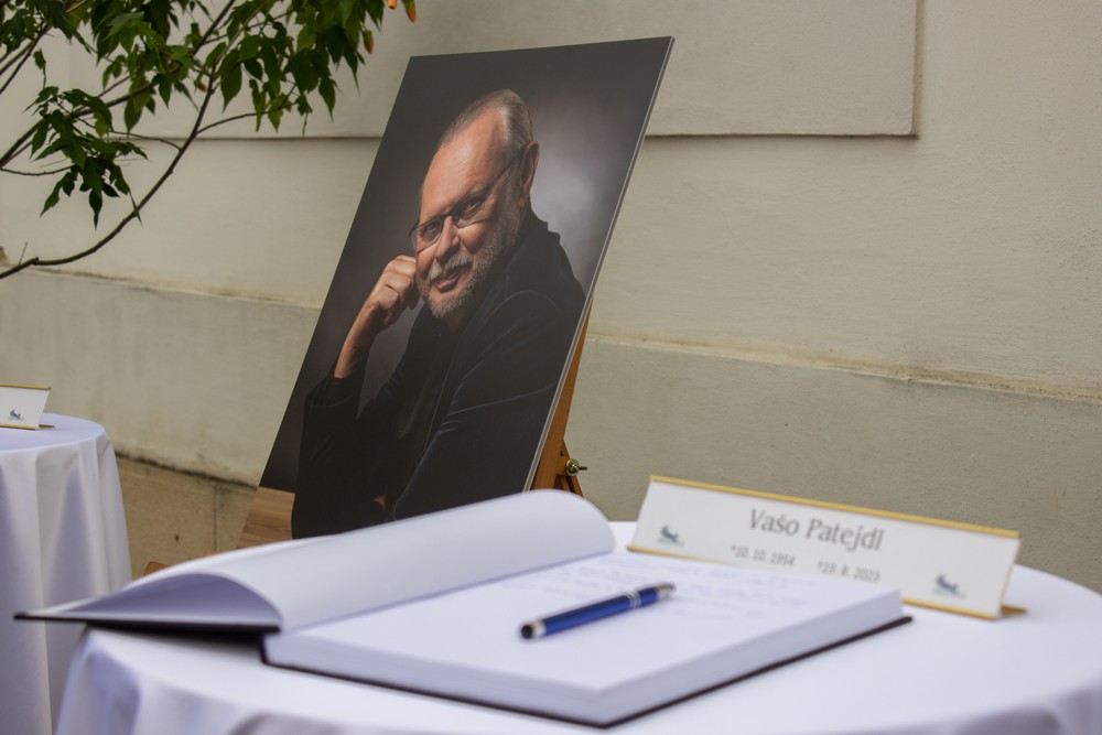 Patejdl pohreb kondolenčná kniha (1)