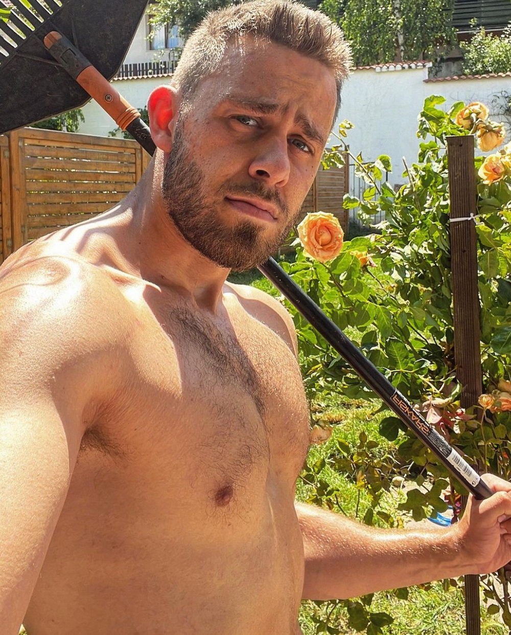 Snímka obrazovky 2023-08-08 o 2.51.47