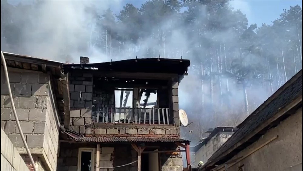 [multi] požiar osada 1443