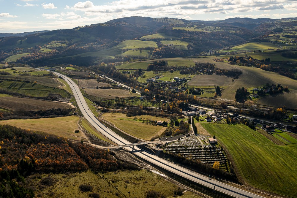 Rýchlostná cesta R2 Kriváň - Mýtna