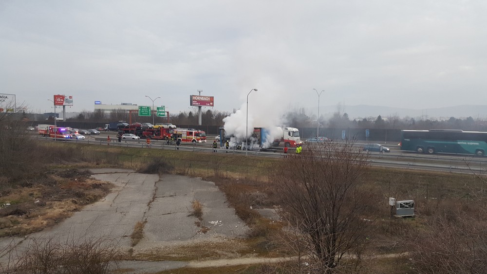 Požiar na diaľnici 
