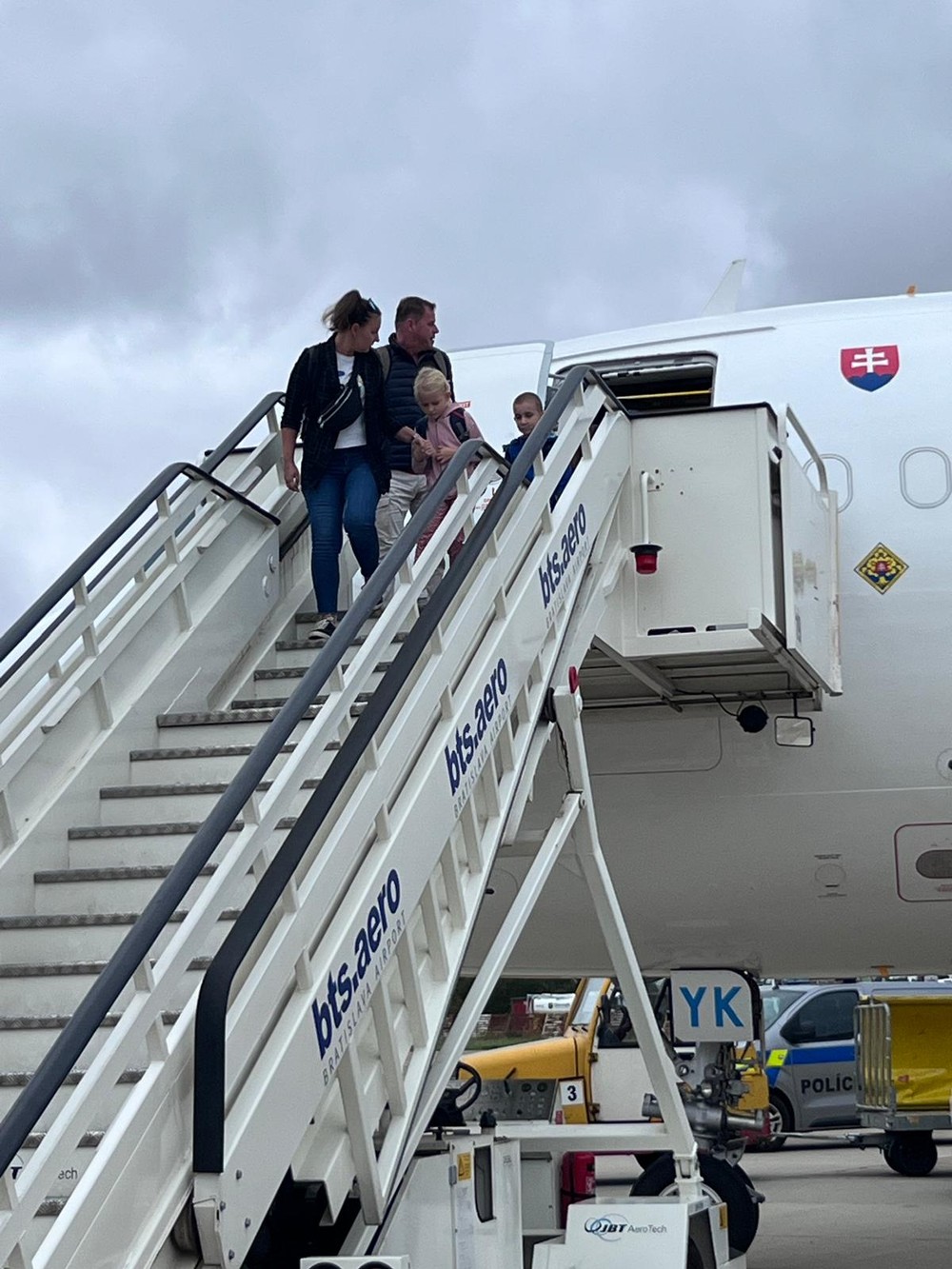 Vládny špeciál s občanmi SR z Libanonu pristál v Bratislave