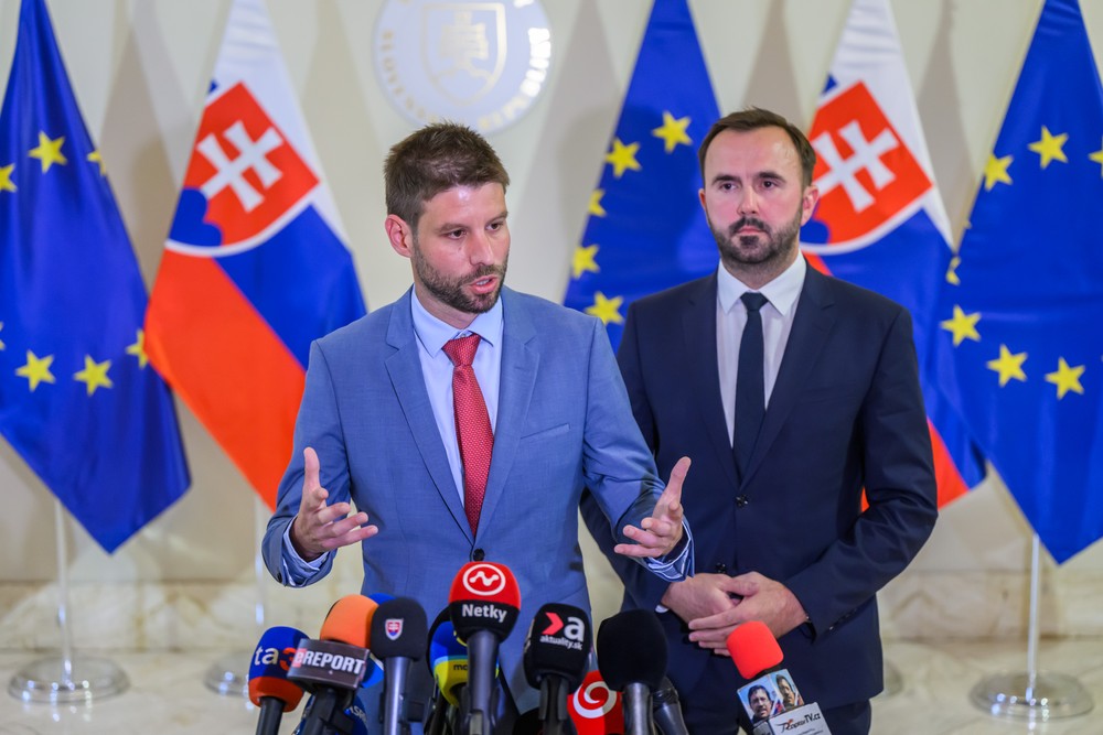 20242409_vlada_opozicia_09074645