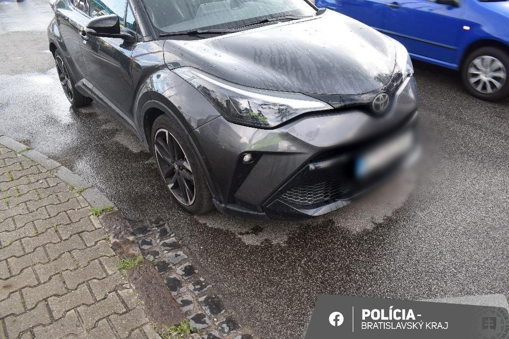 Rača nehoda kočík