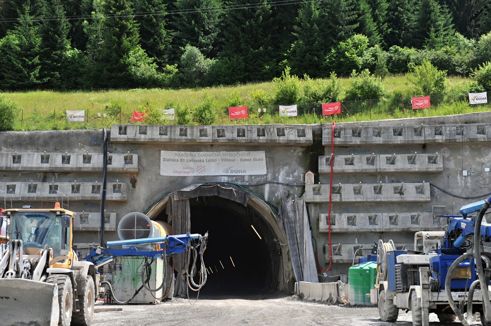 21062016Zilina_tunel_Visnove_16341464