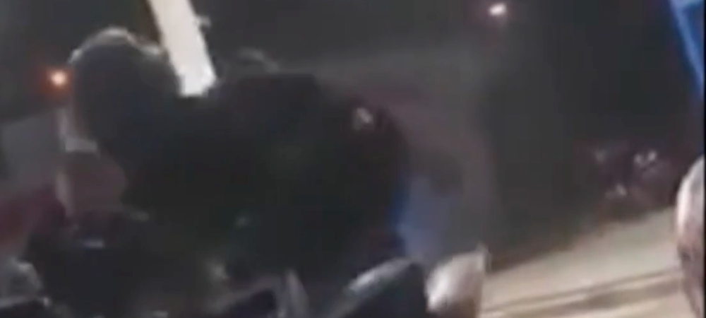 Českí policajti sa snažia chytiť vodiča štvorkolky